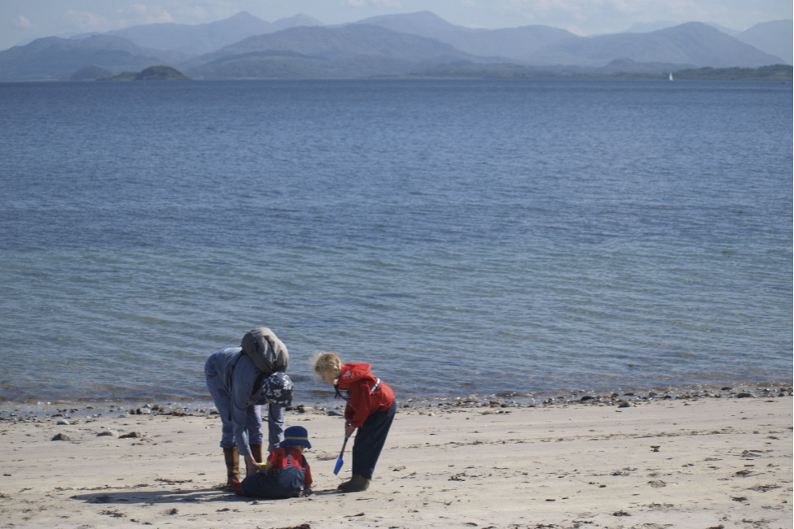Eilean nan Gamhna beach