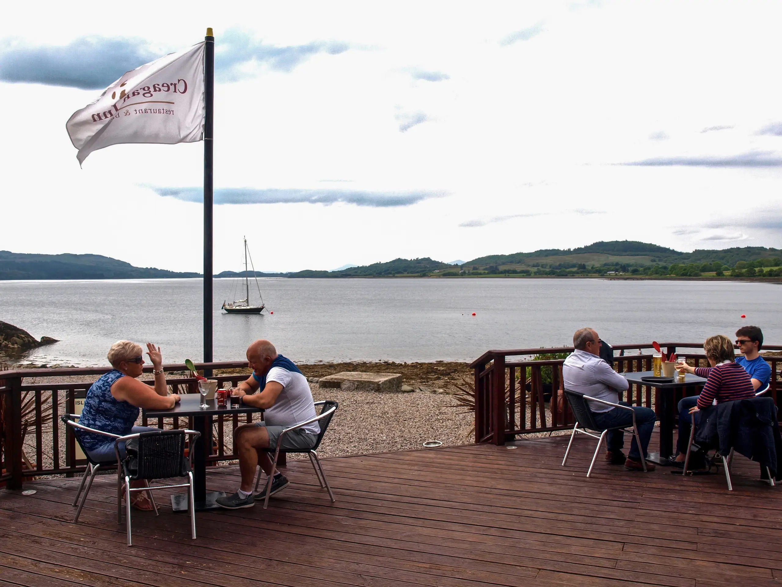 The Creagan Inn deck