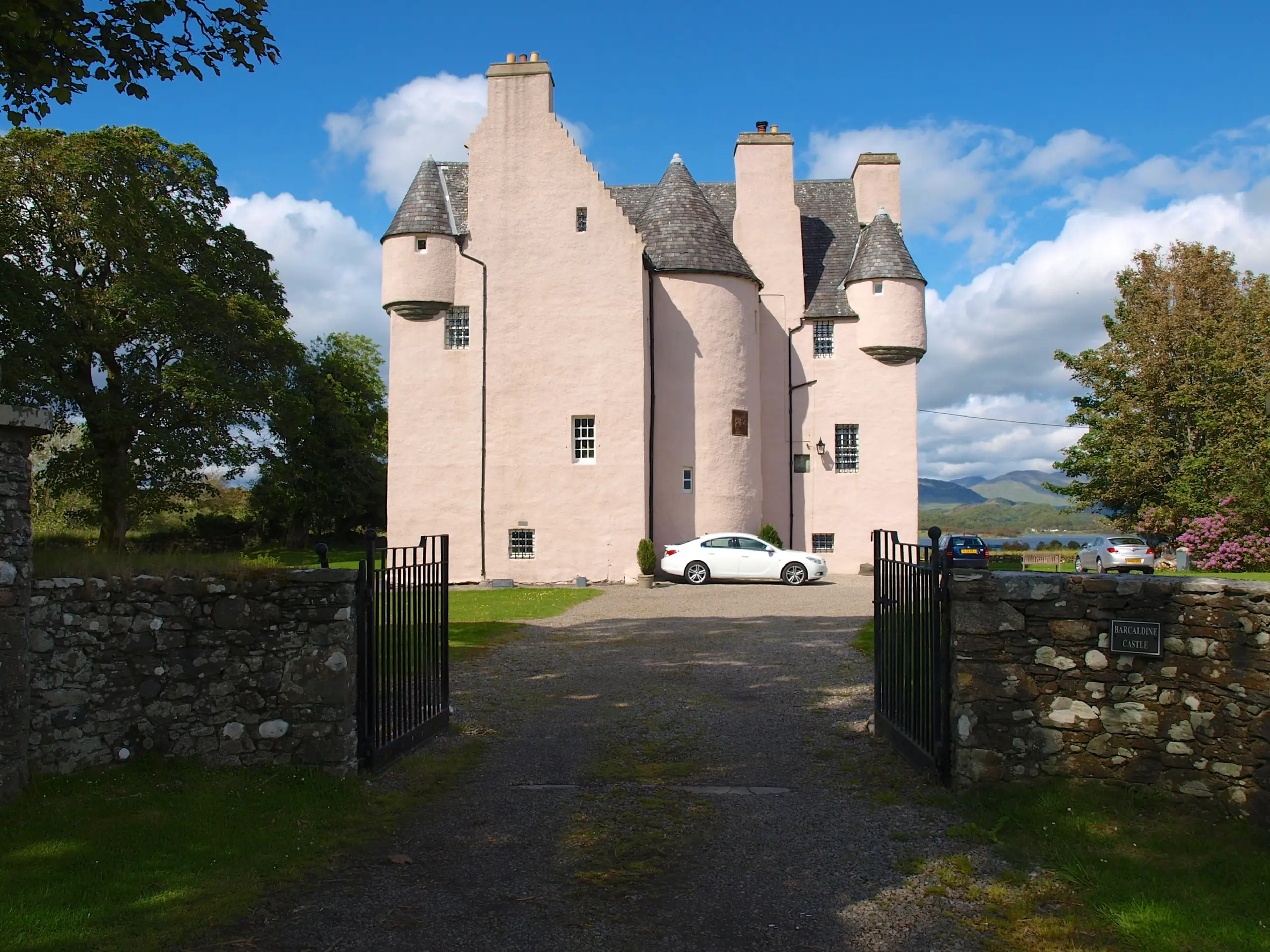 Barcaldine Castle