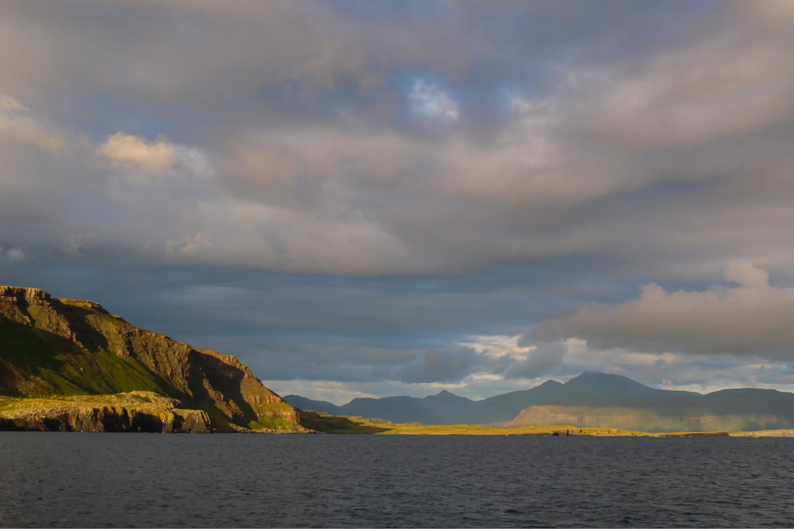 Approaching Gometra harbour