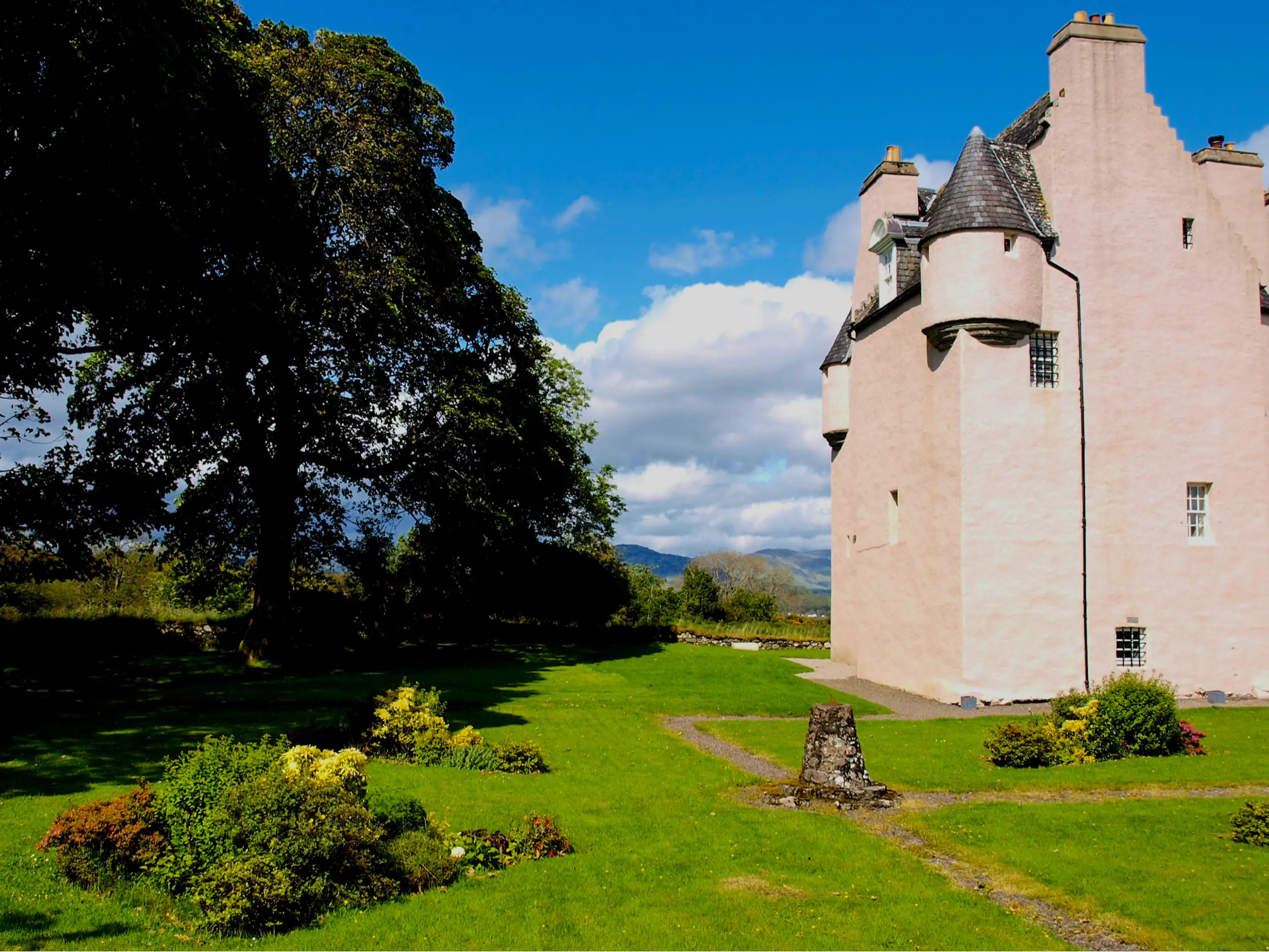 Barcaldine Castle