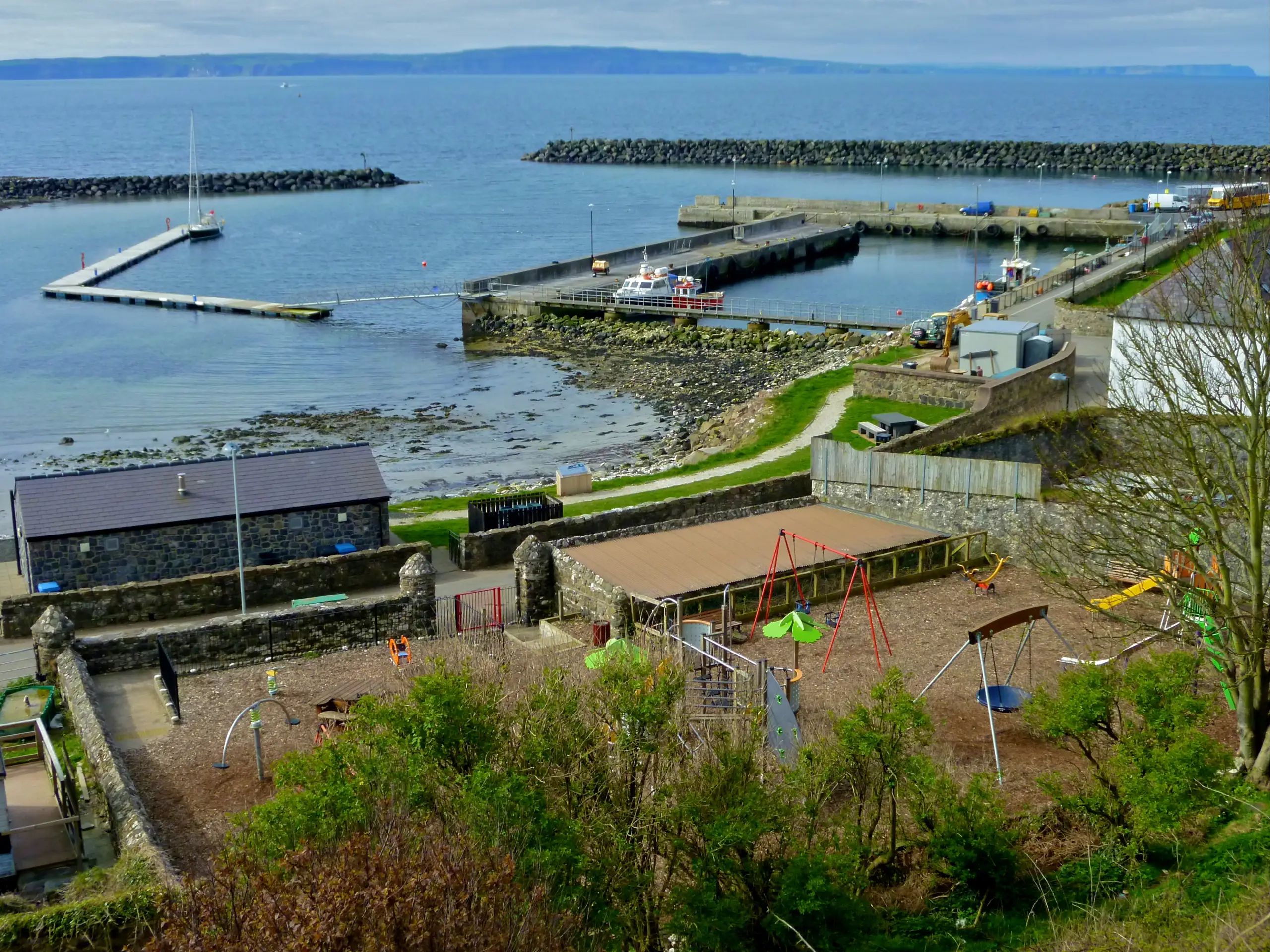 The old harbour and the newish pontoons